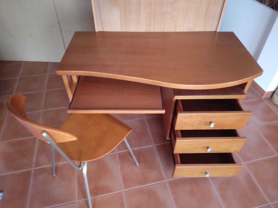 Quarto completo de Adolescente