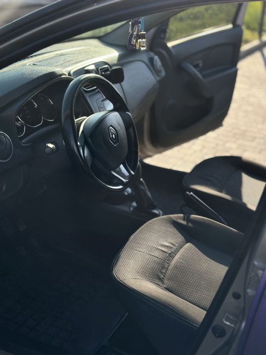 Renault Logan 2013