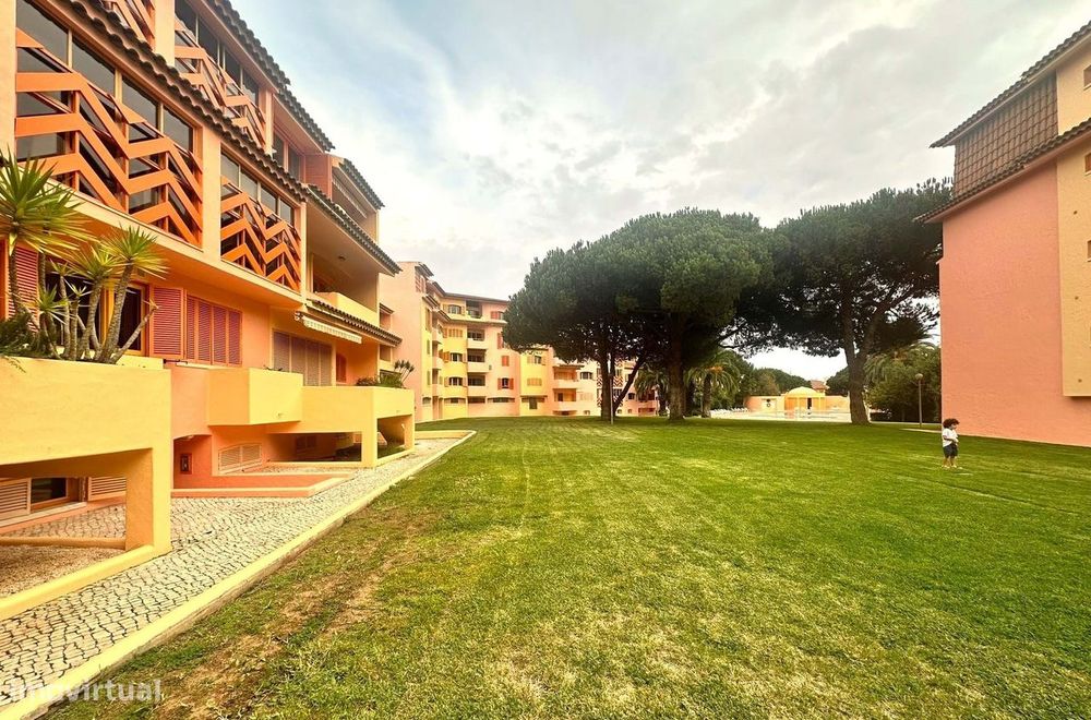 Apartamento T3 Duplex  na Quinta da Bicuda, Cascais