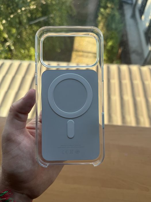 Оригінальний Apple Clear Case MagSafe для iPhone 17 Pro Max