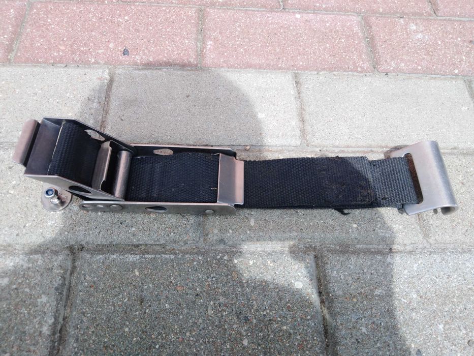 Klamry napinające do plandek