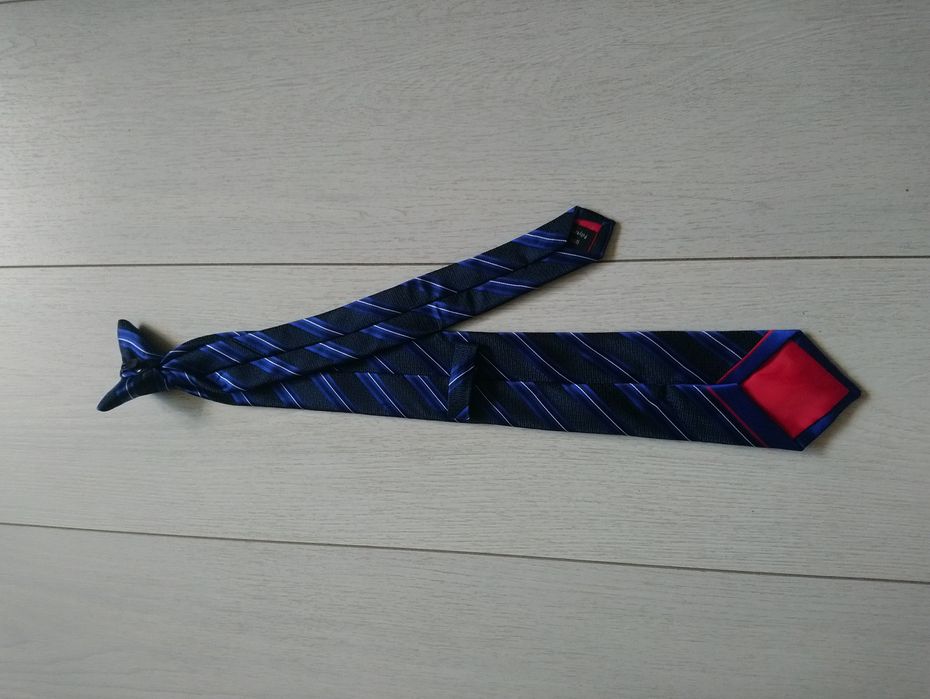 Галстук краватка ідеальна