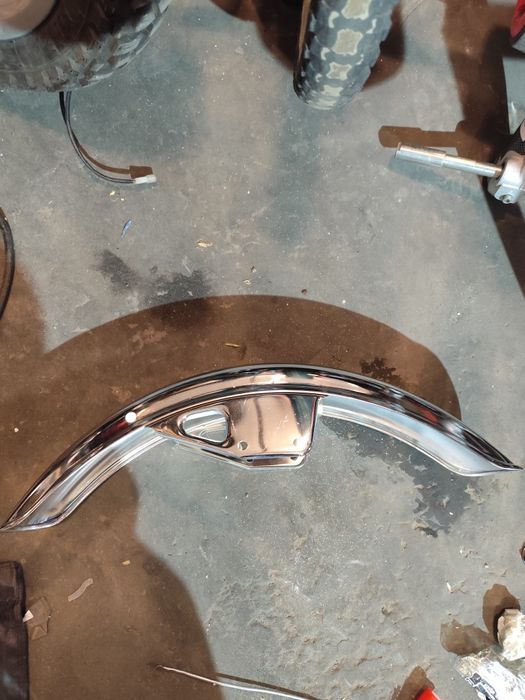 Переднее крыло suzuki gn 125