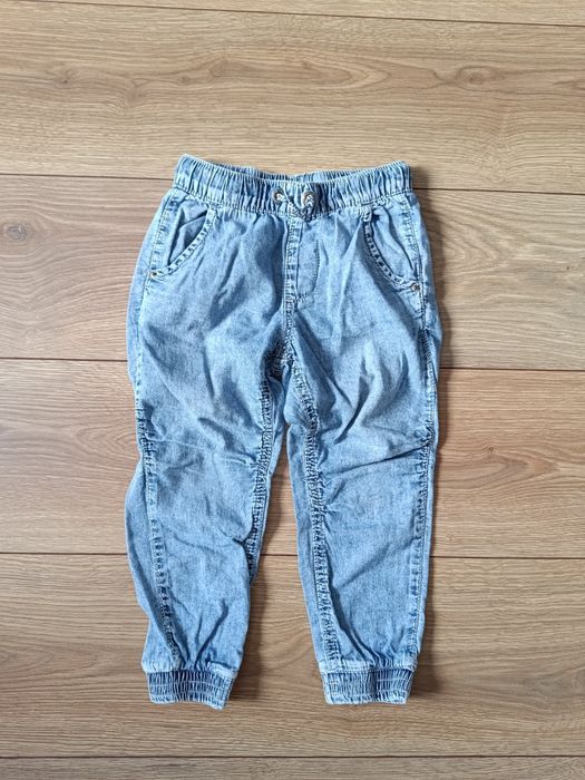Elegancki zestaw na dzień babci spodnie jogger koszula krótki 104