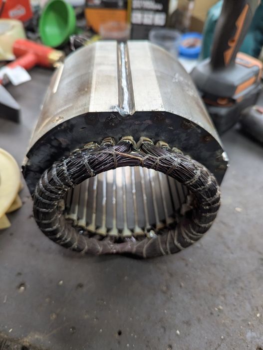 Ремонт бензинових генераторів та іншої техніки.