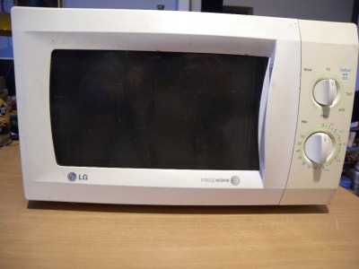 Kuchenka Mikrofalowa LG MS-1922C