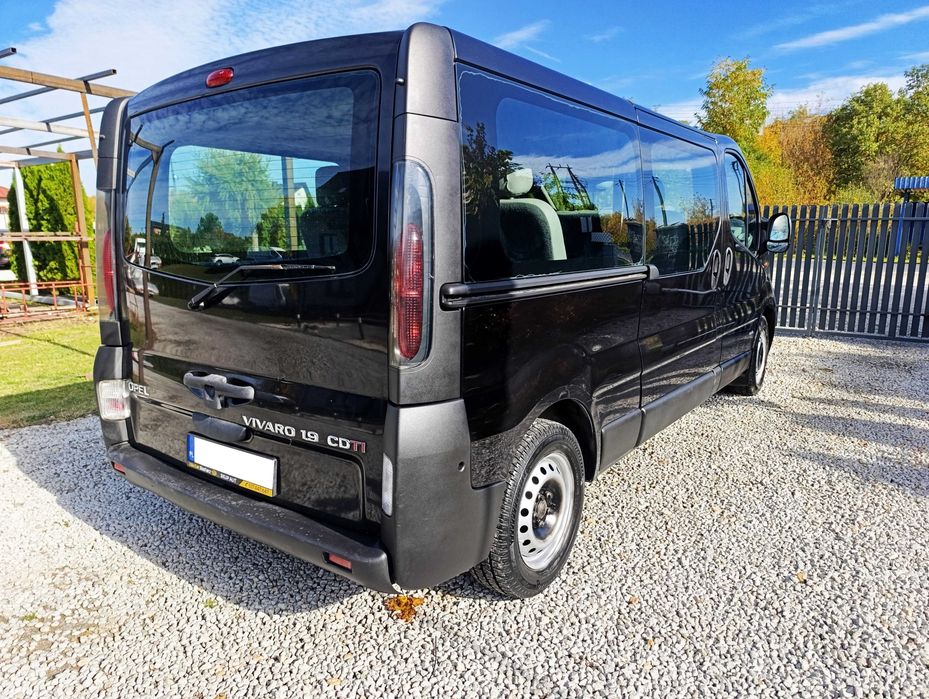 Opel Vivaro Long 9 osobowy