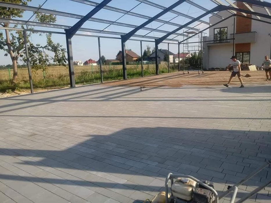 Układanie kostki brukowej