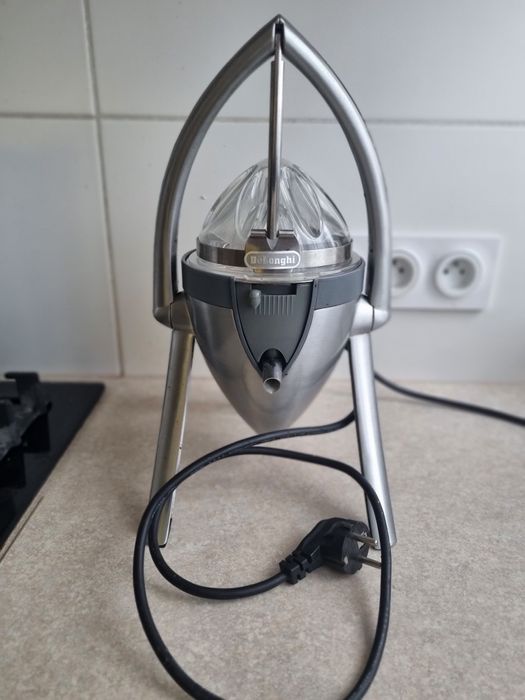 Wyciskarka do cytrusów Delonghi KS5000 używana