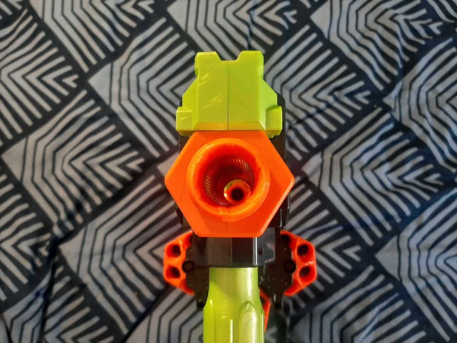 Pistolet Nerf Zombie Strike Doominator