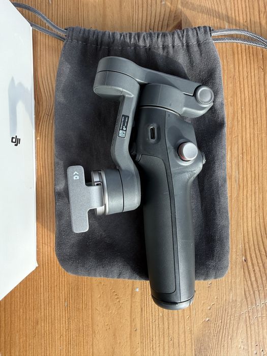 DJI Osmo Mobile 7P Stabilizator Gimbal