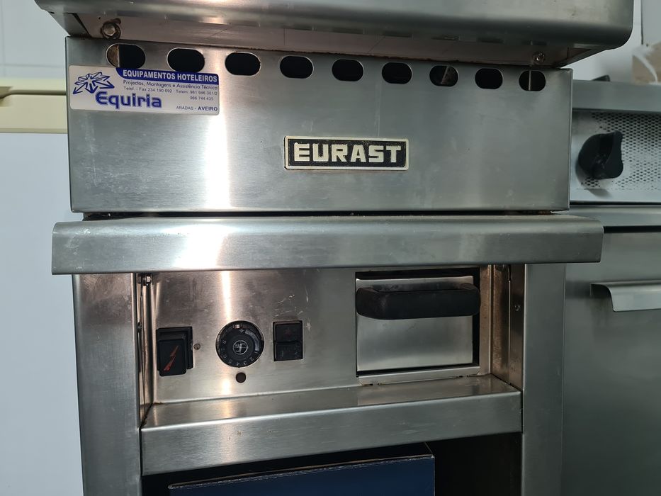 Grelhador de chapa a gás