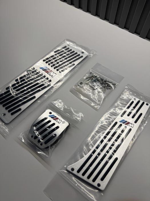 Capa pedais aluminio M Performance