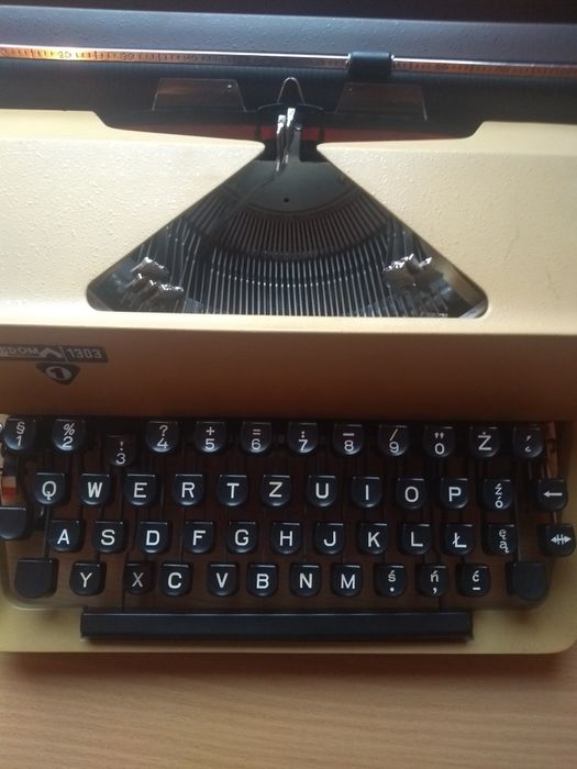 Maszyna do pisania Predom Lucznik