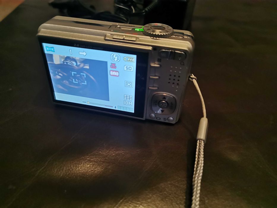 Aparat cyfrowy Traveler DC-XZ6