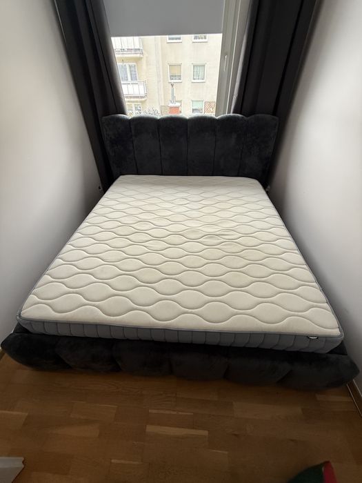 Łóżko tapicerowane -welurowe