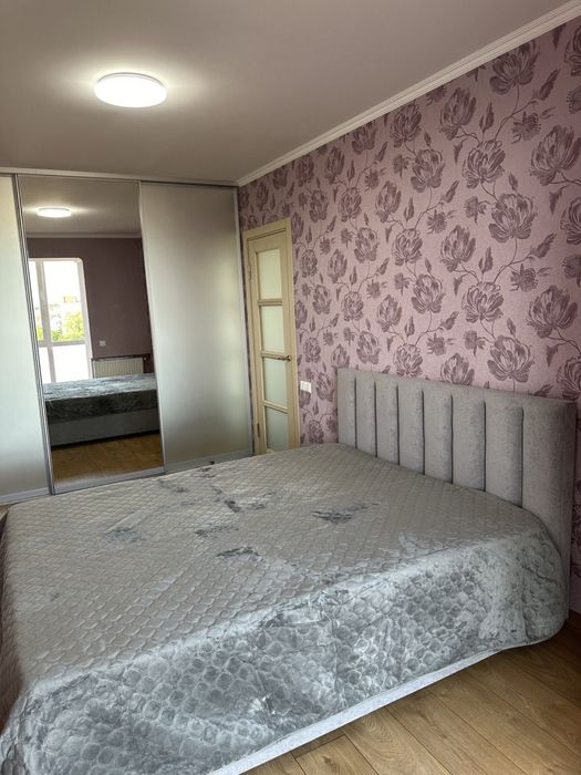 Оренда подобово, погодинно 2к квартира Замостянська, Будинок офіцерів