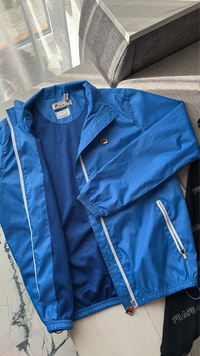 Вітровка Fila філа
