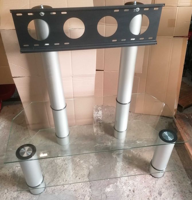 Stolik szklany pod telewizor
