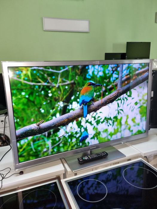 Телевізор Panasonic 47