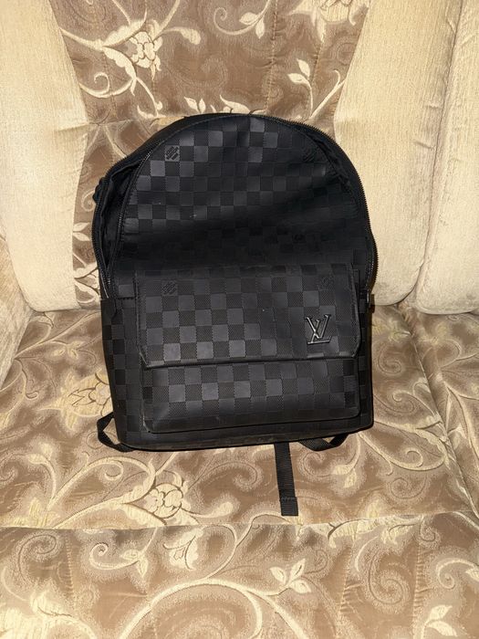 Рюкзак Louis Vuitton, вживане