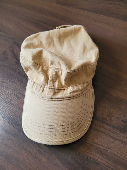 Czapka z daszkiem regulowana