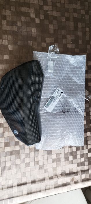 Proteção escape Akrapovic, peseiras Puig  Yamaha YZF R1 2015>24