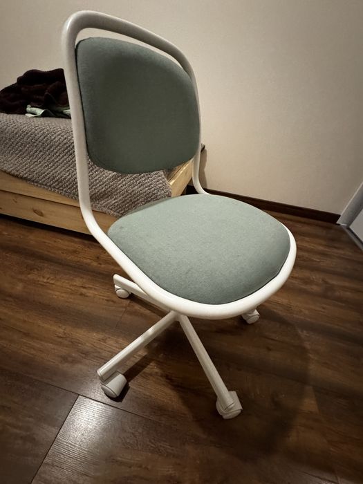 Krzeslo obrotowe ÖRFJÄLL IKEA