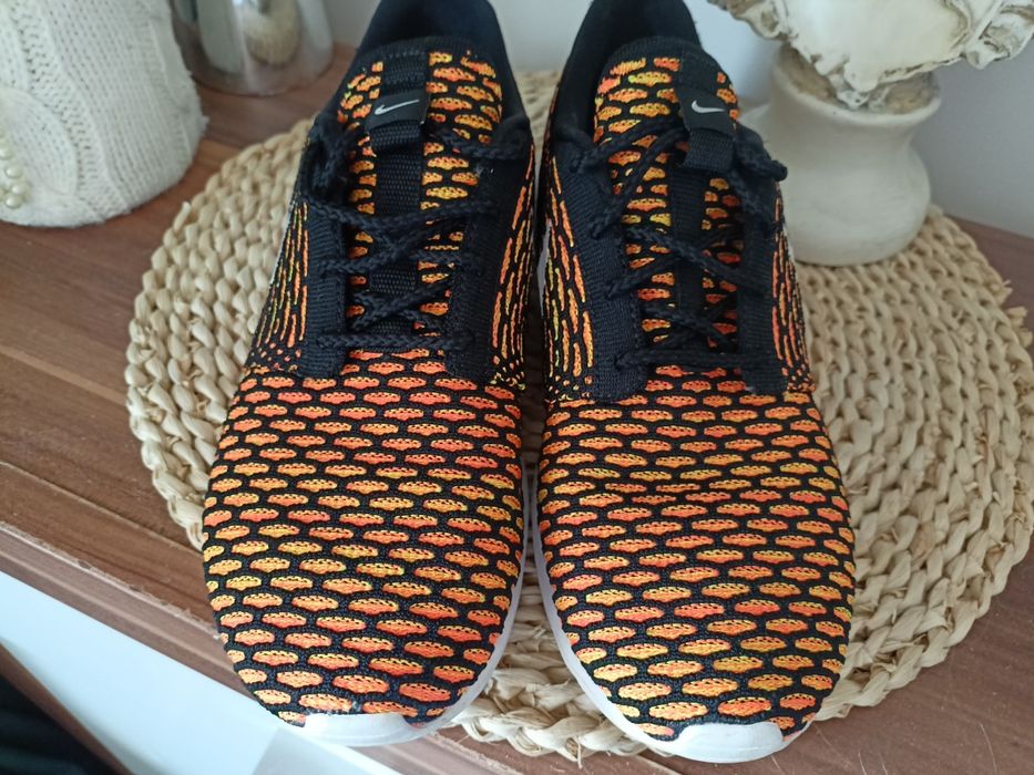 Buty Nike roshe run 41 pomarańczowe