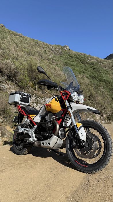 Moto guzzi V85TT