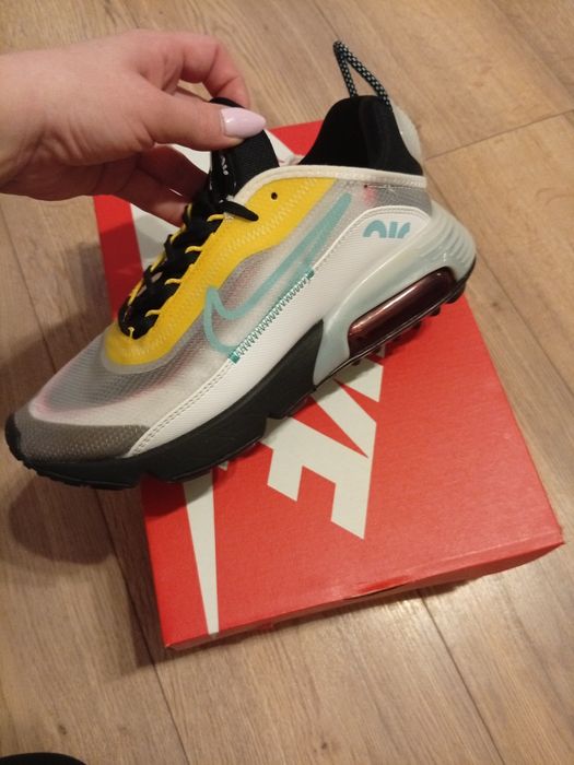 Sneakersy Air Max 2090 NIKE