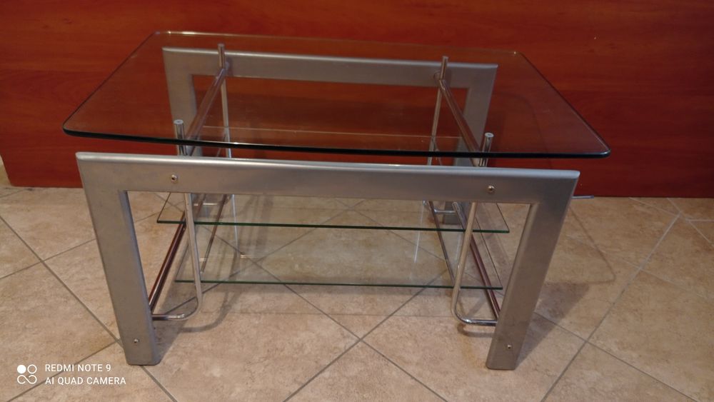 Stolik RTV szkło