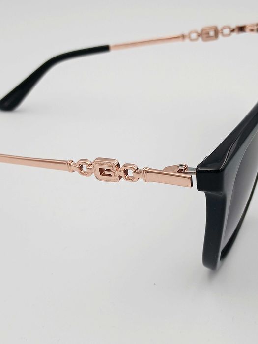Okulary przeciwsłoneczne damskie Guess GU7886 01B eleganckie
