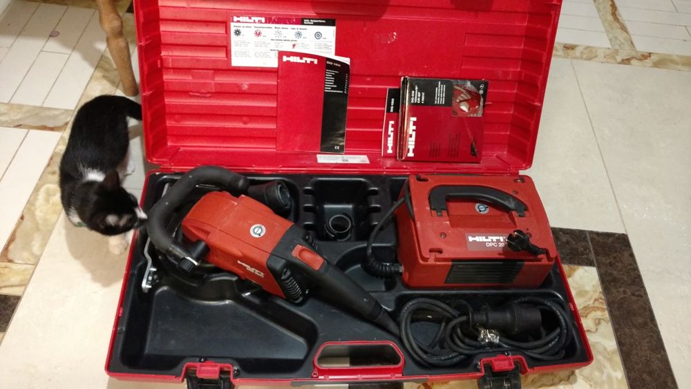 Шлифовка стяжки,смолы, бетона ,стен,обдирка краски в Запорожье от 90гр