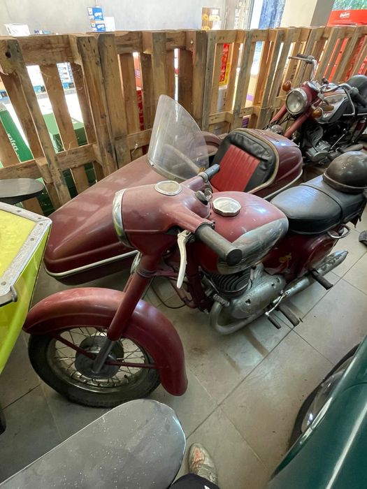 Vendo Yamaha antiga em bom estado