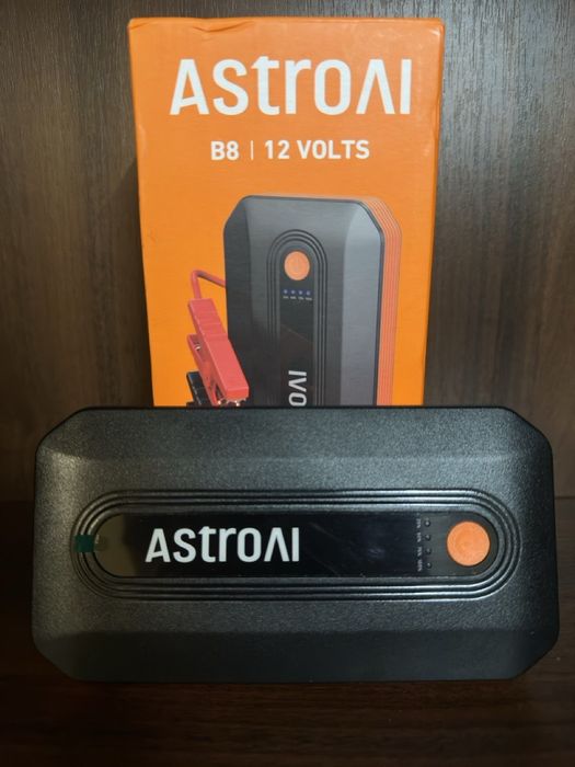 Пусковий пристрій для авто 2000A Jump Starter бустер 12V AstroAI B8 Po