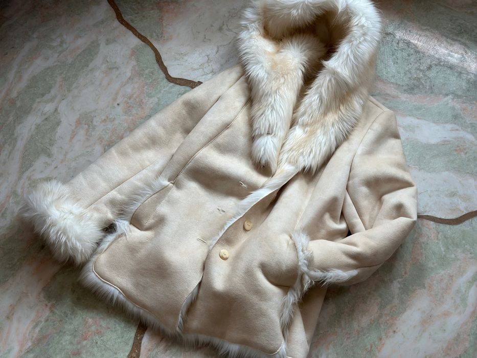 beżowy KOŻUSZEK eko skóra FUTERKO