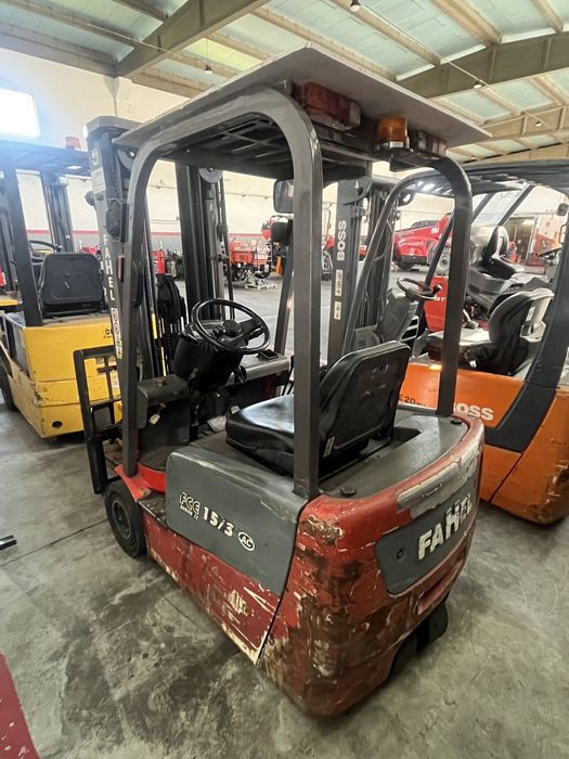 Empilhador eletrico Fahel FCE15