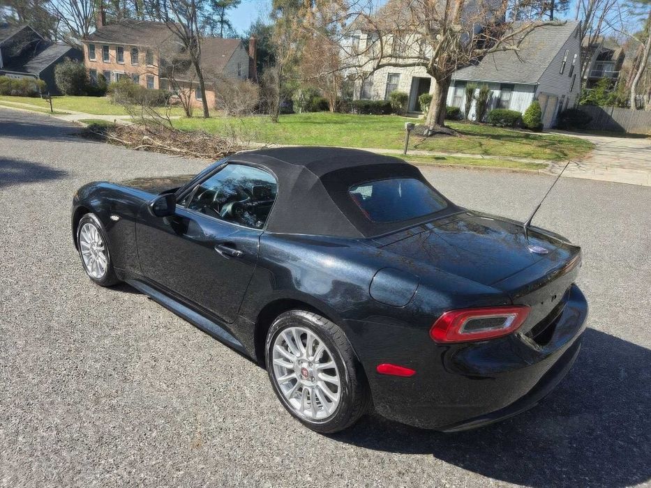 FIAT 124 Spider      2017