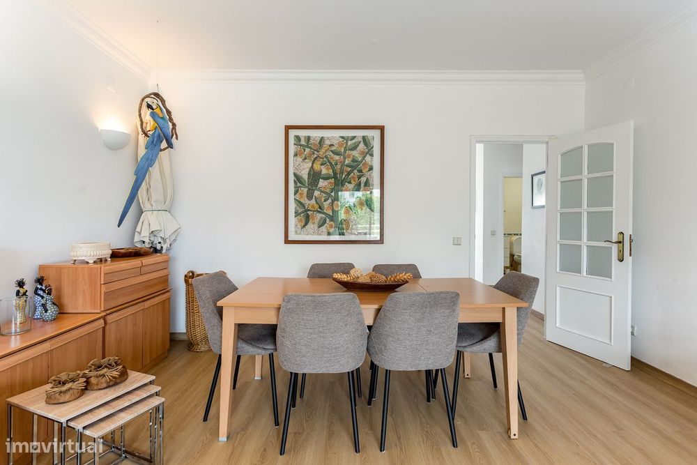 Apartamento T1+1 a pé da praia da Galé