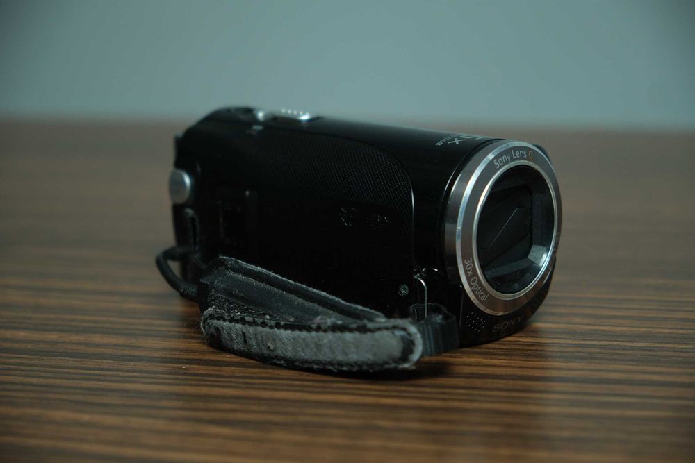 Відеокамера Sony HDR-CX250E Black