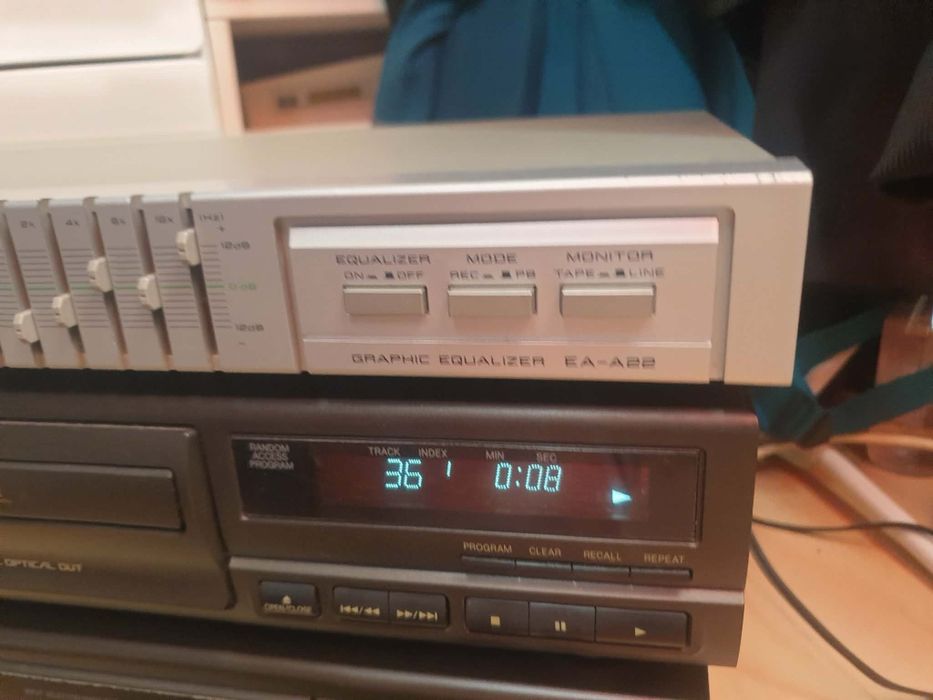 Akai ea a22 korektor graficzny