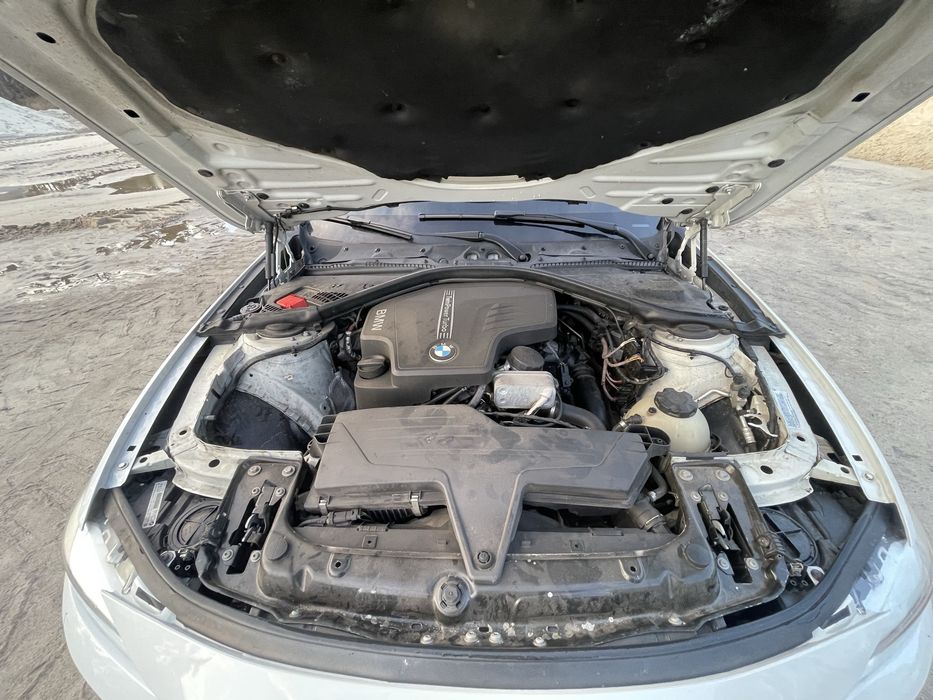 BMW F30 328  2012 год