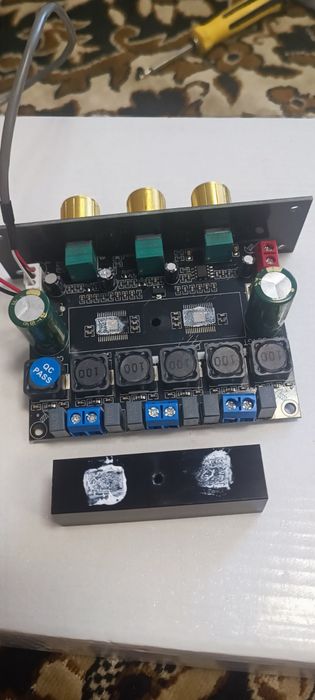 Усилитель звука 2.1