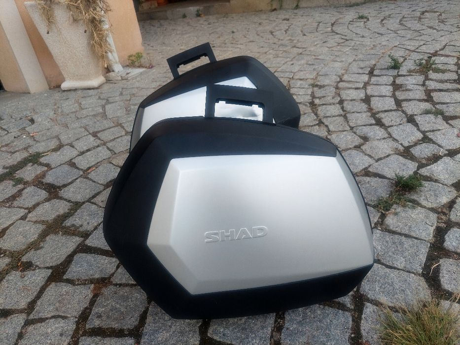 Mota benelli TRK502 de 2025