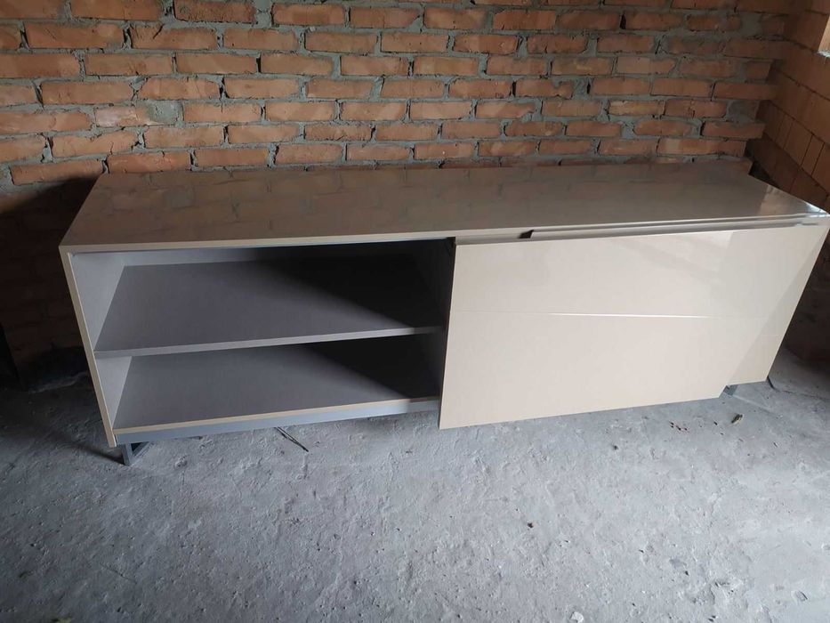 Продам тумбу можно іспользовать под тілівізор
