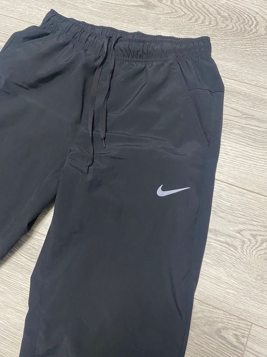 Спортивні штани Nike Dri-Fit