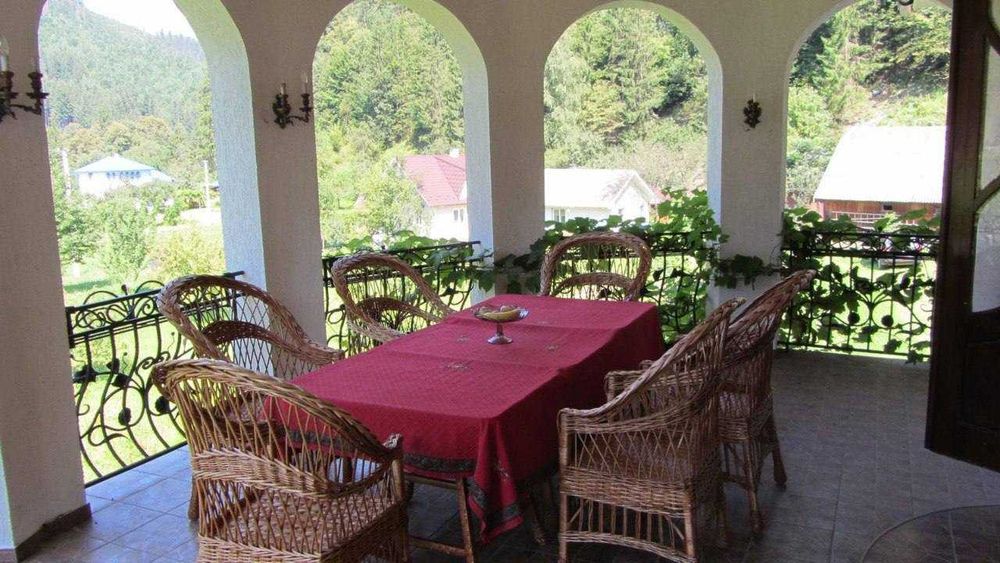 Продається унікальний комплекс в Карпатах