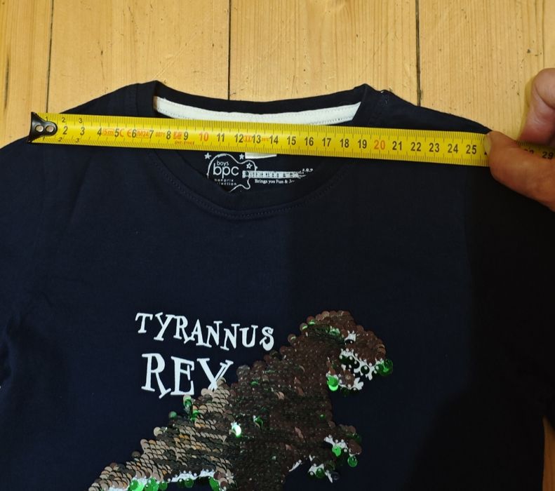 Детский лонгслив Bonprix с пайетками, динозавр 104-110 см