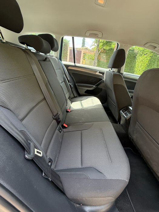 VW Golf 1.6 TDi 2013 **DESDE 139€ mes **